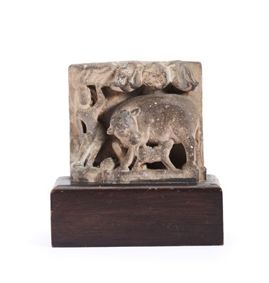 Lot 132 - A SMALL SANDSTONE PANEL DEPICTING KRISHNA HOLDING MOUNT GOVARDHANA, CENTRAL INDIA, 11TH/12TH CENTURY