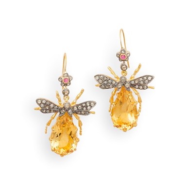 Lot 370 - PAIR OF CITRINE AND DIAMOND PENDENT EARRINGS
