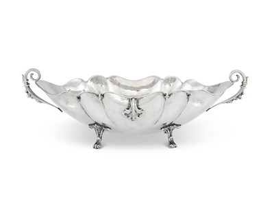 Lot 162 - AN ITALIAN DISH, FILLI ZARAMELLA, PADUA, THIRD QUARTER 20TH CENTURY