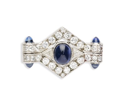 Lot 463 - ART DECO SAPPHIRE AND DIAMOND BROOCH, CIRCA 1925