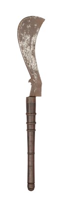 Lot 568 - A SOUTH INDIAN CLEAVER, 19TH CENTURY OR EARLIER