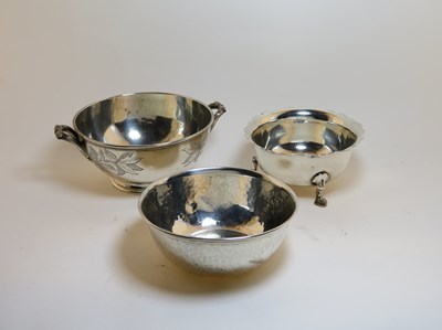 Lot 411 - AN ARTS AND CRAFTS SILVER CHRISTENING BOWL