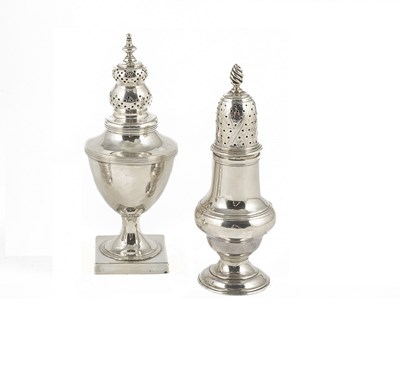 Lot 440 - A GEORGE III SILVER CASTER