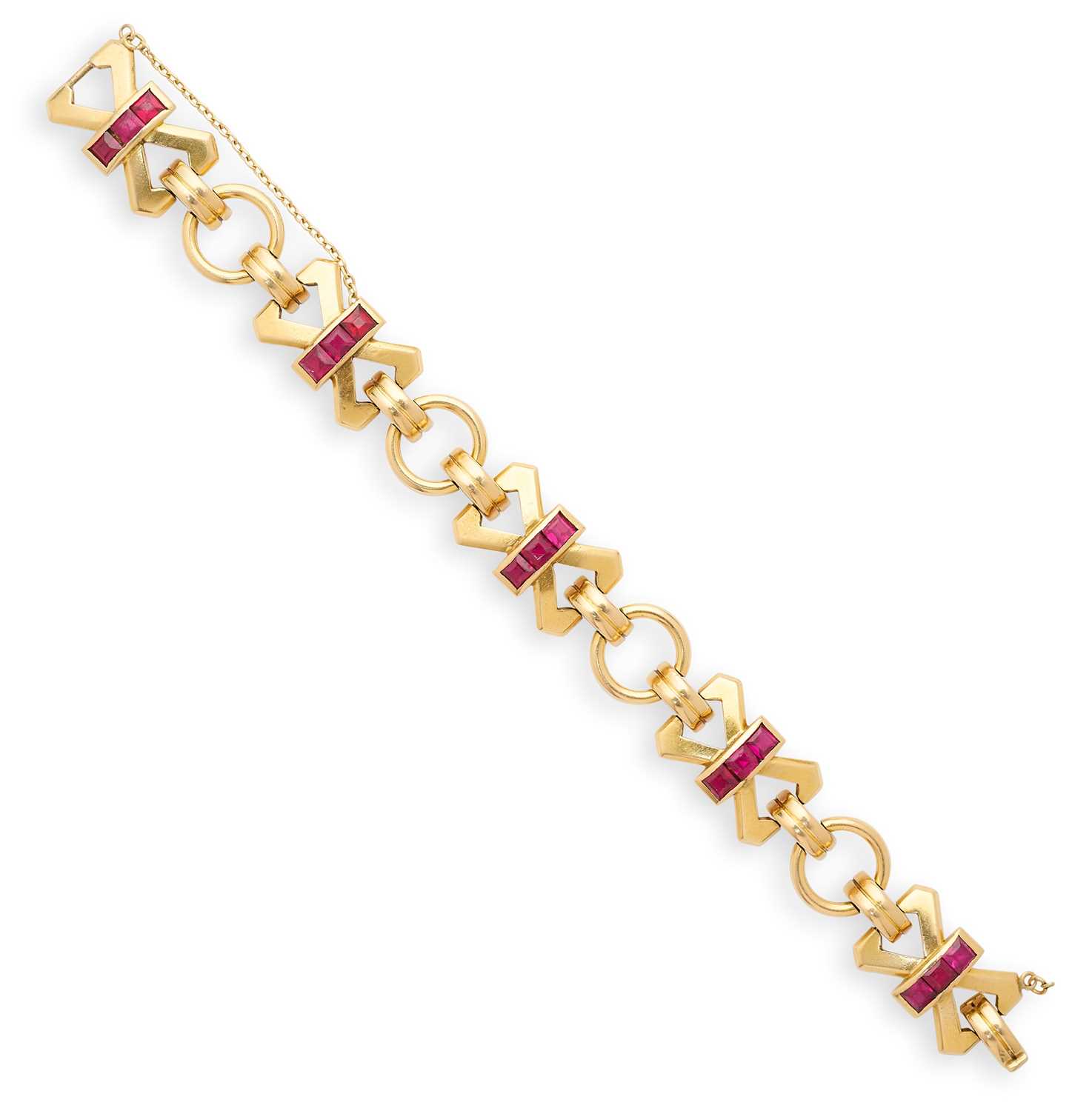 Lot 431 - GOLD AND SYNTHETIC RUBY BRACELET, 1940s