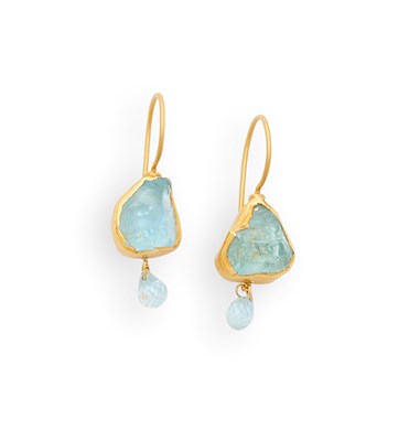 Lot 362 - PAIR OF AQUAMARINE PENDENT EARRINGS