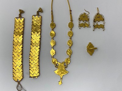 Lot 361 - INDIAN JARGOON PARURE, MID 20TH CENTURY