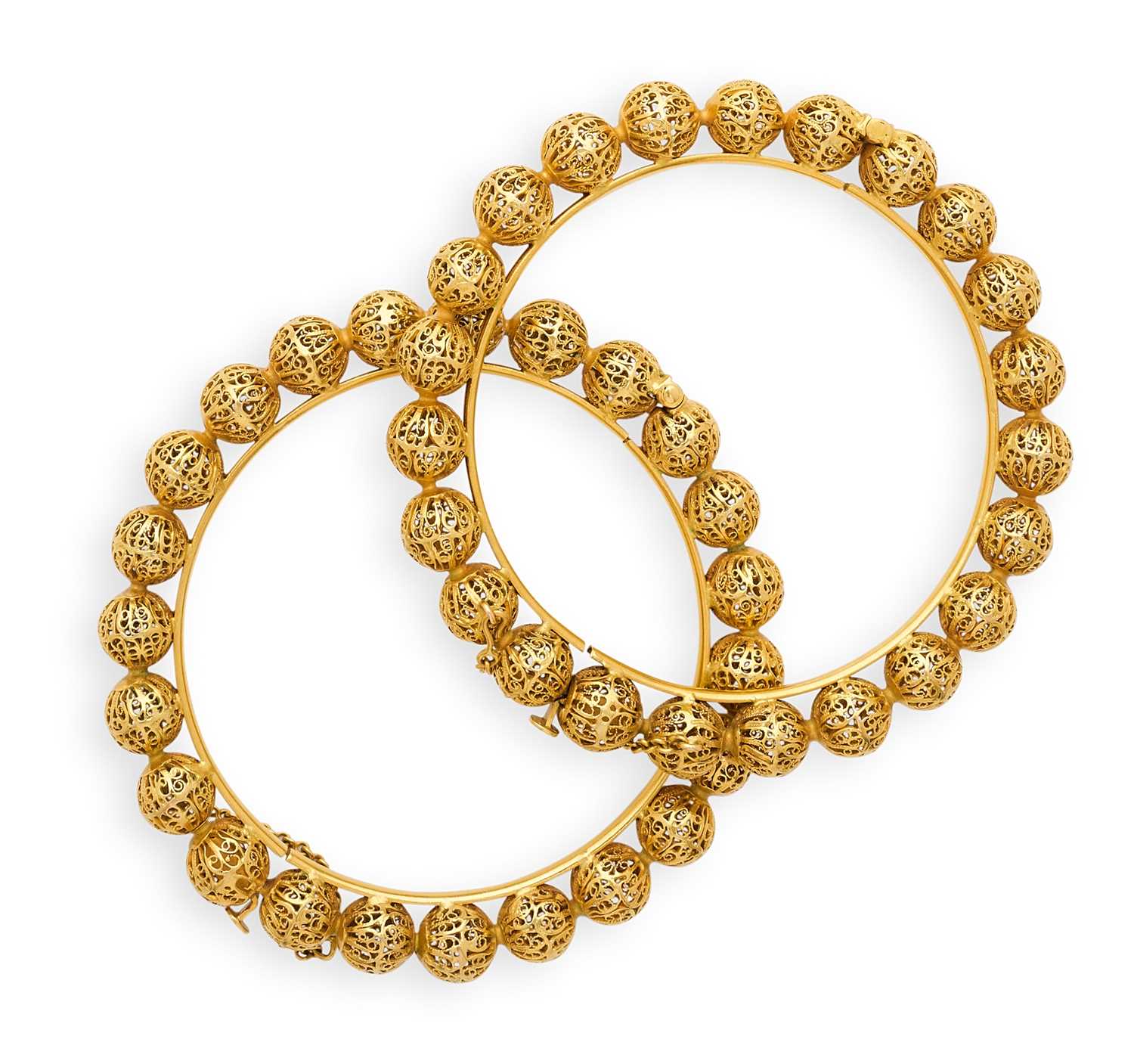 Lot 367 - PAIR OF HINGED BANGLES