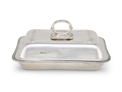 Lot 230 - A GEORGE V SILVER ENTREE DISH, COVER AND HANDLE, WILLIAM HUTTON & SONS LTD., SHEFFIELD, 1918