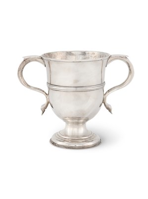 Lot 267 - A GEORGE II SILVER TWO-HANDLED CUP, GURNEY & COOK, LONDON, 1758