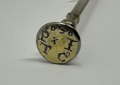 Lot 194 - A PROVINCIAL SILVER SEAL TOP SPOON, MAKER'S MARK RI ONLY, CIRCA 1630