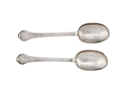 Lot 199 - A PAIR OF CHARLES II SILVER TREFID SPOONS, THOMAS ALLEN, LONDON, 1678