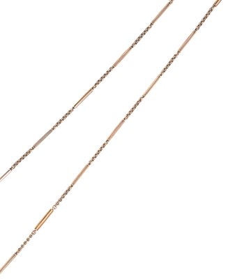 Lot 495 - GOLD LONGCHAIN