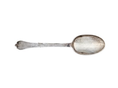 Lot 205 - A WILLIAM III SILVER TREFID SPOON, THOMAS ALLEN, LONDON, 1696