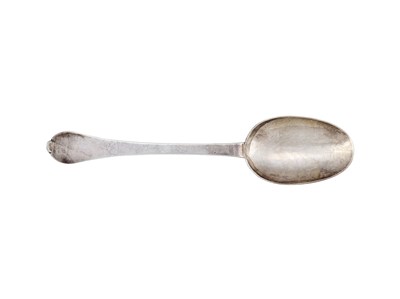 Lot 206 - A WILLIAM III SILVER TREFID SPOON, ISAAC DAVENPORT, LONDON, 1698