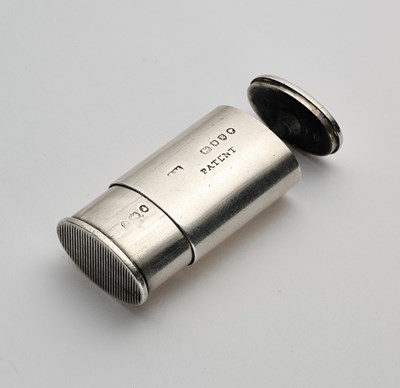Lot 30 - A VICTORIAN SILVER 'PATENT' VESTA CASE, S. MORDAN & CO., LONDON, 1880