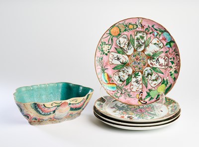 Lot 503 - A CHINESE FAMILLE-ROSE 'BUTTERFLY' BOWL, TONGZHI MARK AND PERIOD (1862-74)