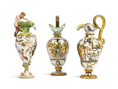 Lot 70 - A PAIR OF CANTAGALLI EWERS, LATE 19TH / EARLY 20TH CENTURY