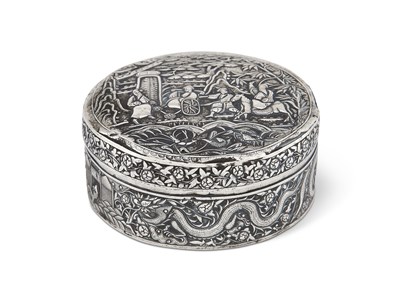 Lot 131 - A CHINESE SILVER BOX AND COVER, LATER 19TH CENTURY