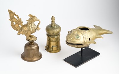 Lot 332 - A DOMED BRASS INKWELL, INDIA, CIRCA 1900