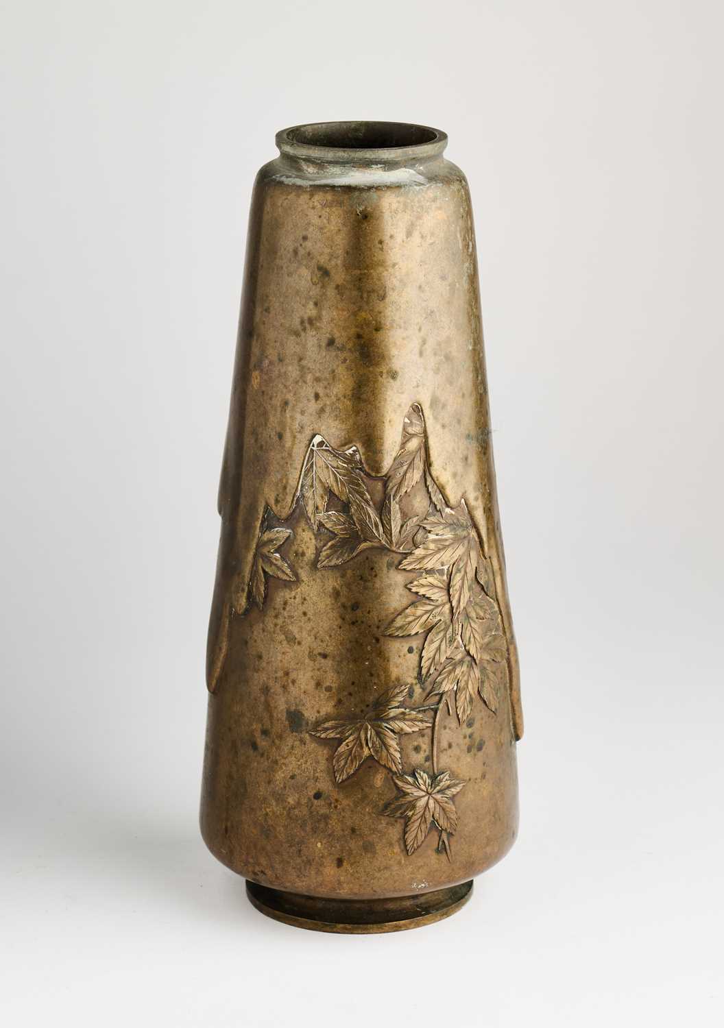 Lot 77 - A JAPANESE BRONZE VASE, 20TH CENTURY