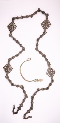 Lot 331 - AN ELABORATE AND LONG BRONZE CHAIN, INDIA 19TH CENTURY OR EARLIER