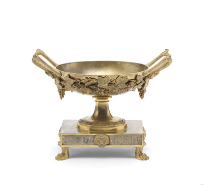 Lot 21 - A GILT BRONZE TAZZA OR GRAPE DISH