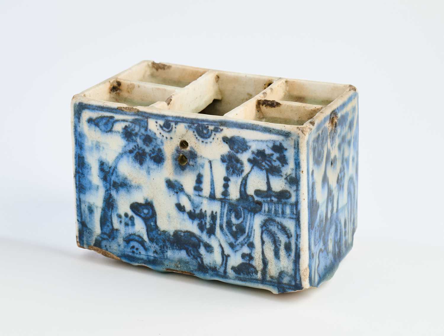 Lot 392 - A LATE SAFAVID BLUE AND WHITE POTTERY BOX, PERSIA, CIRCA 1700