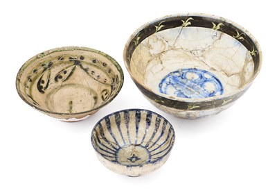 Lot 84 - THREE PERSIAN POTTERY VESSELS, 10TH-13TH CENTURIES