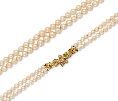 Lot 431 - CULTURED PEARL AND DIAMOND NECKLACE, 1980s