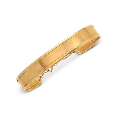 Lot 344 - CUFF BANGLE