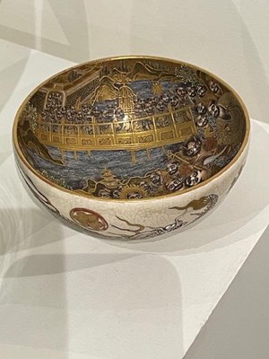 Lot 74 - A JAPANESE SATSUMA BOWL, MEIJI PERIOD (1868-1912)