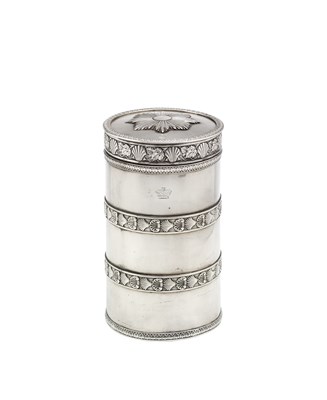 Lot 63 - A GEORGE III SILVER CIGAR CANISTER