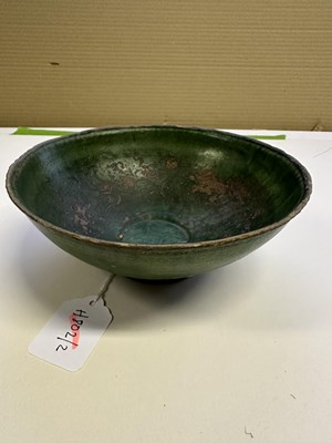 Lot 50 - A RARE CHINESE GREEN-GLAZED BOWL, LIAO DYNASTY (907-1124)
