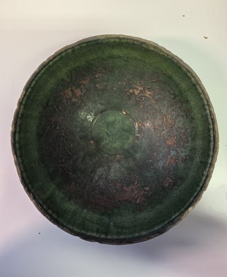 Lot 50 - A RARE CHINESE GREEN-GLAZED BOWL, LIAO DYNASTY (907-1124)