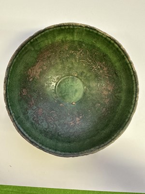 Lot 50 - A RARE CHINESE GREEN-GLAZED BOWL, LIAO DYNASTY (907-1124)