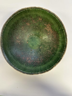 Lot 50 - A RARE CHINESE GREEN-GLAZED BOWL, LIAO DYNASTY (907-1124)