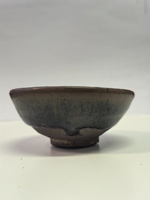 Lot 61 - A CHINESE JIANYAO HARE'S FUR TEA BOWL, SONG DYNASTY (960-1279)