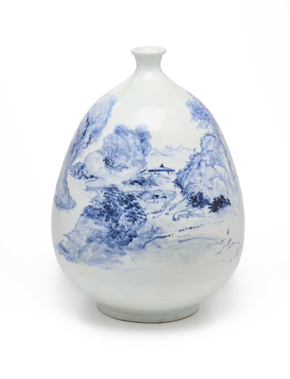 Lot 75 - A JAPANESE BLUE AND WHITE PORCELAIN BOTTLE VASE, LATER 19TH CENTURY