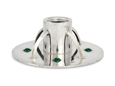 Lot 188 - AN EDWARDIAN 'ART SILVER' INKWELL, WILLIAM HUTTON & SONS LTD., LONDON, 1904