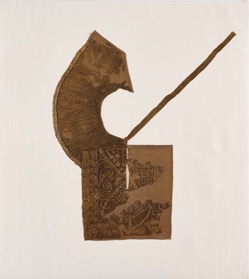 Lot 43 - A CHINESE SILK COLLAR AND FRONT PLACKET FRAGMENT FROM A ROBE, HAN DYNASTY (202BC-220AD)