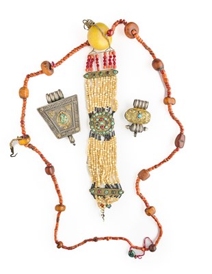 Lot 129 - A NECKLACE AND TWO AMULET BOXES, TIBET, 18TH/19TH CENTURY