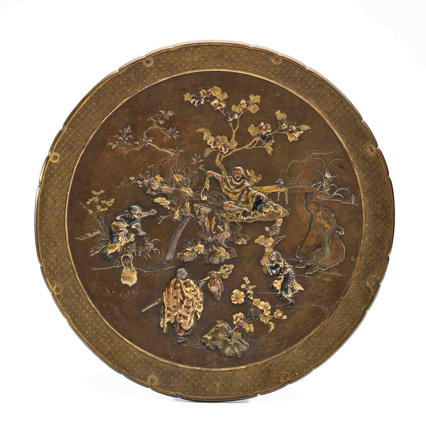 Lot 72 - A LARGE JAPANESE INLAID BRONZE DISH, MEIJI PERIOD (1868-1912)