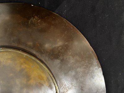 Lot 72 - A LARGE JAPANESE INLAID BRONZE DISH, MEIJI PERIOD (1868-1912)