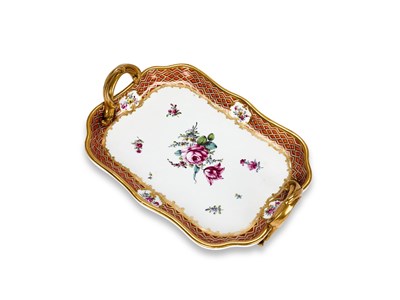 Lot 4 - A MEISSEN PORCELAIN PURPLE AND GOLD GROUND SHAPED LOBED DISH, THE PORCELAIN 18TH CENTURY