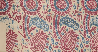 Lot 178 - AN OTTOMAN SILK EMBROIDERED LINEN PANEL, WESTERN ANATOLIA, 17TH CENTURY