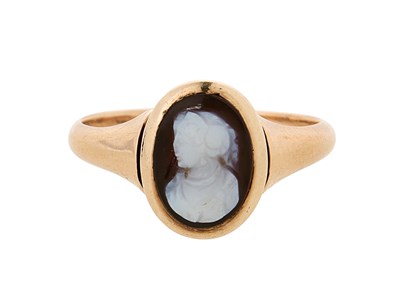 Lot 311 - A SARDONYX CAMEO OF A FEMALE BUST, PROBABLY ITALIAN 16TH CENTURY