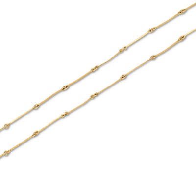 Lot 396 - GOLD LONG CHAIN