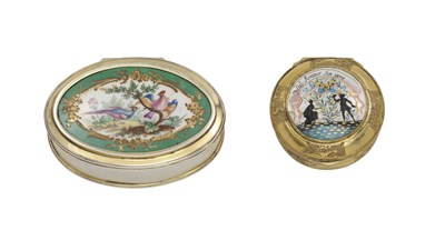 Lot 153 - A VICTORIAN SILVER-GILT TOILET BOX