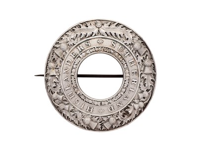 Lot 649 - A PRE 1881 OFFICER'S PLAID BROOCH OF THE 93RD SUTHERLAND HIGHLANDERS