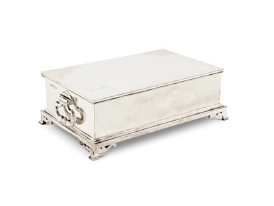 Lot 225 - A SILVER CIGAR BOX, WILLIAM COMYNS & SONS LTD., LONDON, 1958